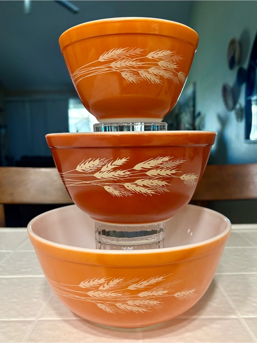 Pyrex Orange Mixing Bowl Set with White Wheat Motif